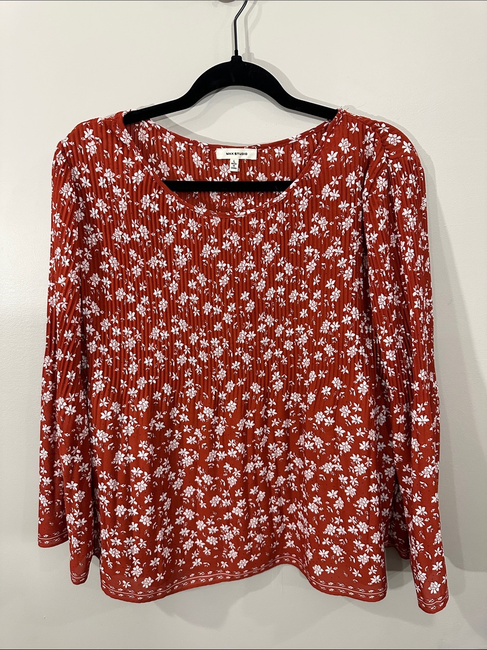 Max Studio Rust Floral Pleated Long Sleeve Blouse, Size L